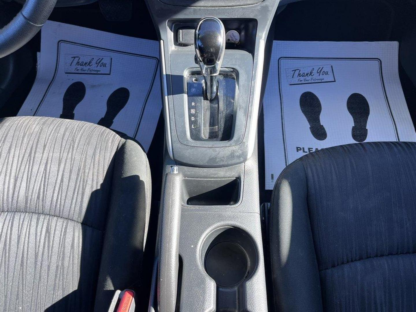 2019 Red /Black Nissan Sentra (3N1AB7AP8KY) with an 1.8l I-4 Smpi Dohc 1.8l engine, Automatic transmission, located at 745 East Steele Rd., West Columbia, SC, 29170, (803) 755-9148, 33.927212, -81.148483 - Special Internet Price! 2019 Nissan Sentra with AM/FM radio, Bluetooth, Backup camera, Cruise control, Cloth interior, Powered windows, Powered door locks, Plus more! - Photo#15