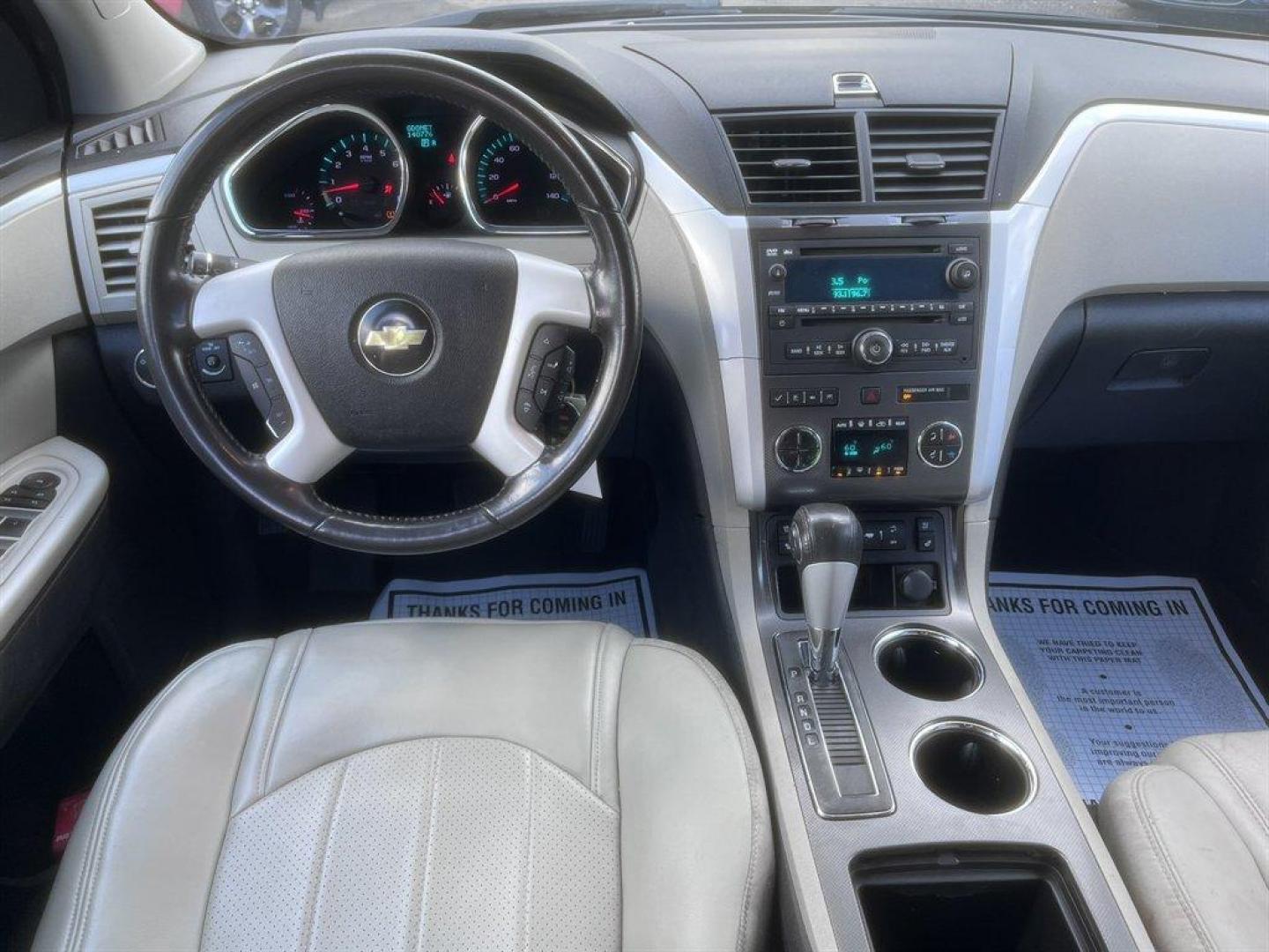 2010 Black /Grey Chevrolet Traverse (1GNLRHED9AJ) with an 3.6l V6 Sidi Dohc 3.6l engine, Automatic transmission, located at 745 East Steele Rd., West Columbia, SC, 29170, (803) 755-9148, 33.927212, -81.148483 - Special Internet Price! 2010 Chevrolet Traverse with AM/FM radio, Backup camera, Cruise control, 3rd row seats, Leather interior, Rear entertainment, Powered windows, Powered door locks, Plus more! - Photo#6