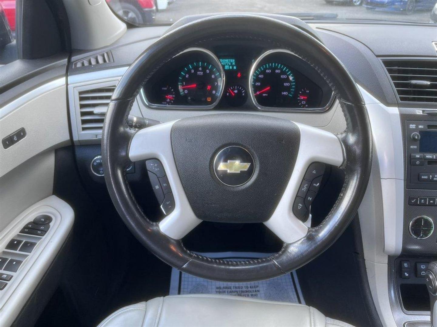 2010 Black /Grey Chevrolet Traverse (1GNLRHED9AJ) with an 3.6l V6 Sidi Dohc 3.6l engine, Automatic transmission, located at 745 East Steele Rd., West Columbia, SC, 29170, (803) 755-9148, 33.927212, -81.148483 - Special Internet Price! 2010 Chevrolet Traverse with AM/FM radio, Backup camera, Cruise control, 3rd row seats, Leather interior, Rear entertainment, Powered windows, Powered door locks, Plus more! - Photo#7