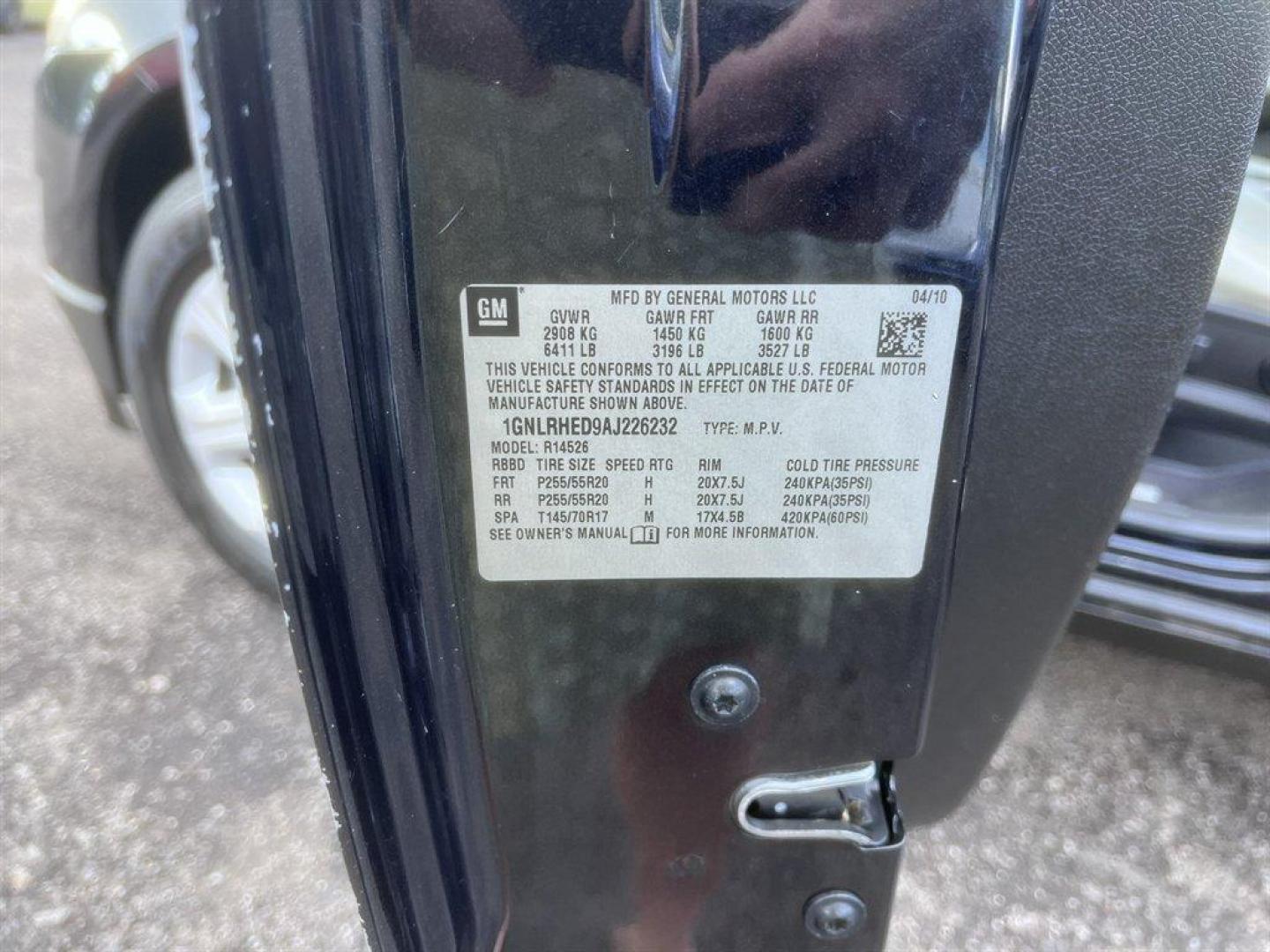 2010 Black /Grey Chevrolet Traverse (1GNLRHED9AJ) with an 3.6l V6 Sidi Dohc 3.6l engine, Automatic transmission, located at 745 East Steele Rd., West Columbia, SC, 29170, (803) 755-9148, 33.927212, -81.148483 - Special Internet Price! 2010 Chevrolet Traverse with AM/FM radio, Backup camera, Cruise control, 3rd row seats, Leather interior, Rear entertainment, Powered windows, Powered door locks, Plus more! - Photo#37