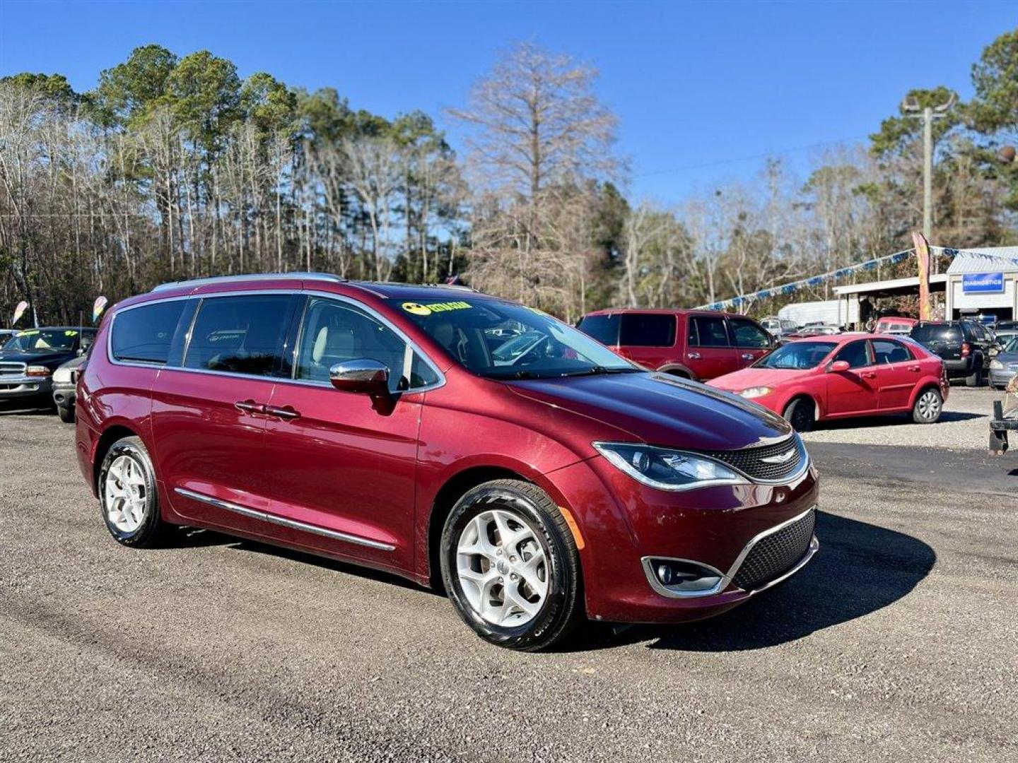 2020 Burgundy /Taupe Chrysler Pacifica (2C4RC1GG4LR) with an 3.6l V6 MPI Dohc 3.6l engine, Automatic transmission, located at 745 East Steele Rd., West Columbia, SC, 29170, (803) 755-9148, 33.927212, -81.148483 - Special Internet Price! 2020 Chrysler Pacifica - Photo#6