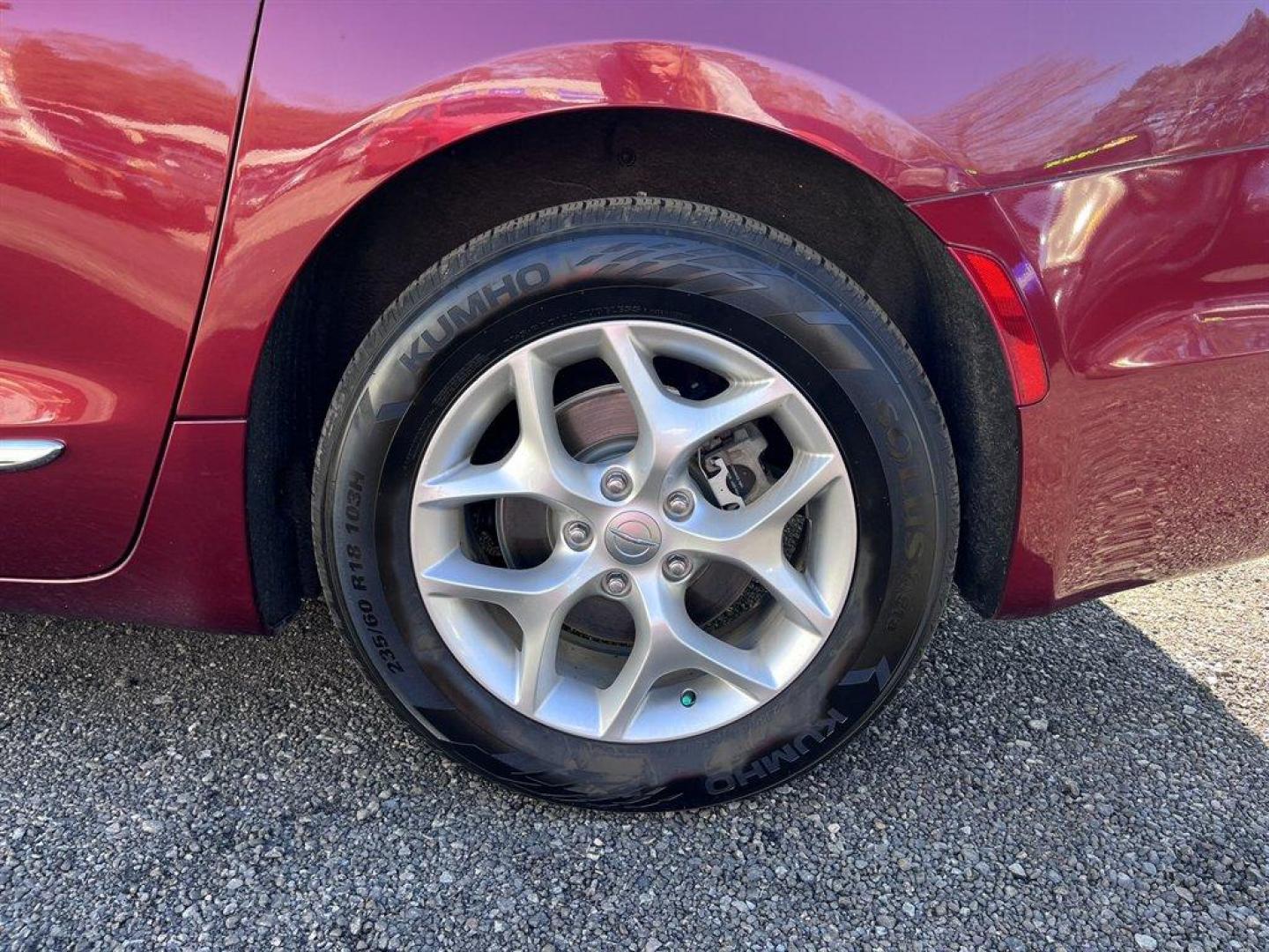 2020 Burgundy /Taupe Chrysler Pacifica (2C4RC1GG4LR) with an 3.6l V6 MPI Dohc 3.6l engine, Automatic transmission, located at 745 East Steele Rd., West Columbia, SC, 29170, (803) 755-9148, 33.927212, -81.148483 - Special Internet Price! 2020 Chrysler Pacifica - Photo#47