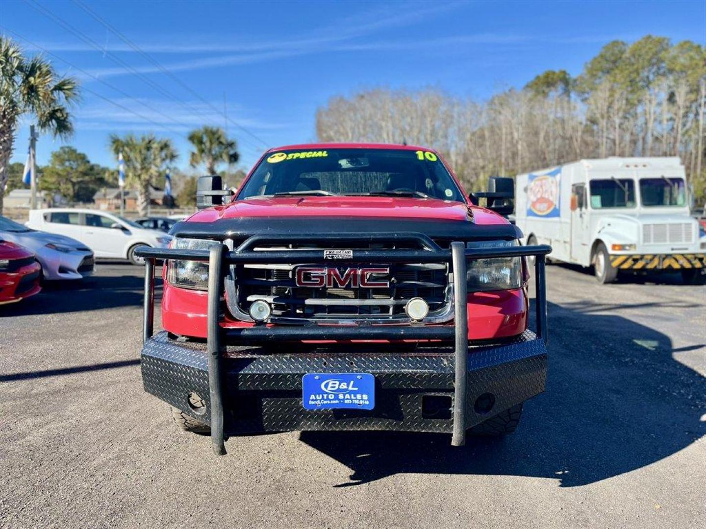 2010 Red /Black GMC Sierra 2500 (1GT4K1B64AF) with an 6.6l V8 DI DSL T/C 6.6l engine, Automatic transmission, located at 745 East Steele Rd., West Columbia, SC, 29170, (803) 755-9148, 33.927212, -81.148483 - Special Internet Price! 2010 GMC Sierra 2500 with AM/FM radio, Cruise control, Manual air conditioning, Sunroof, Leather interior, Powered front seats, Powered windows, Powered door locks, 4X4, Plus more! - Photo#1