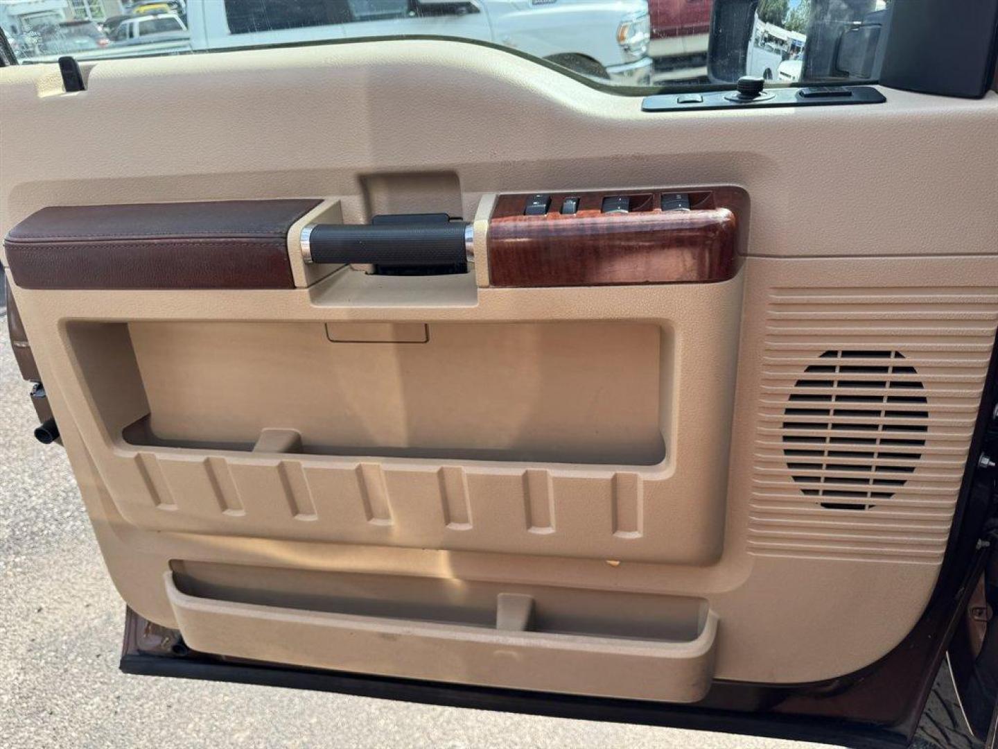 2011 Brown /Brown Ford F250sd (1FT7W2BT6BE) with an 6.7l V8 DI OHC Tdsl 6.7l engine, Automatic transmission, located at 745 East Steele Rd., West Columbia, SC, 29170, (803) 755-9148, 33.927212, -81.148483 - Special Internet Price! 2011 Ford F250SD with AM/FM radio, Bluetooth, Backup camera, Navigation, Cruise control, Leather interior, Powered front seats, Powered windows, Powered door locks, Plus more! - Photo#18