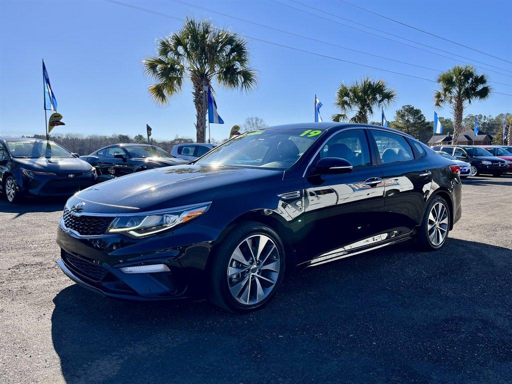 photo of 2019 Kia Optima 