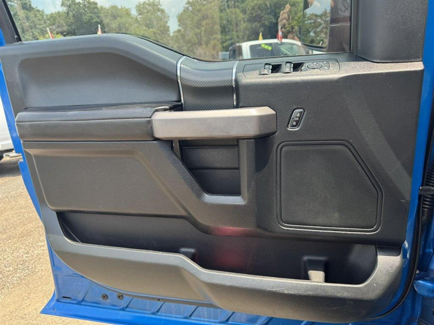 2019 Blue /Black Ford F150 (1FTEW1E54KF) with an 5.0l V8 Smpi Dohc Flex 5. engine, Automatic transmission, located at 745 East Steele Rd., West Columbia, SC, 29170, (803) 755-9148, 33.927212, -81.148483 - Special Internet Price! 2019 Ford F150 with AM/FM radio, Backup camera, Navigation, Cruise control, Keyless entry, Cloth interior, Powered windows, Powered door locks, Plus more! - Photo#17