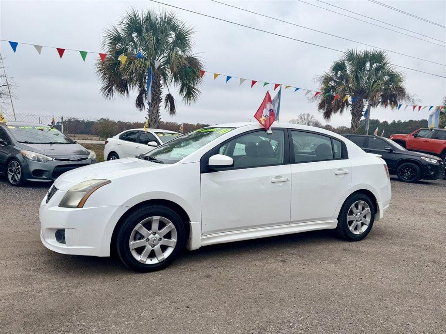 2010 White /Grey Nissan Sentra 2.0 SR (3N1AB6AP9AL) with an 2.0l I-4 Smpi Dohc Cvtcs engine, Automatic transmission, located at 745 East Steele Rd., West Columbia, SC, 29170, (803) 755-9148, 33.927212, -81.148483 - Special Internet Price! 2010 Nissan Sentra - Photo#0