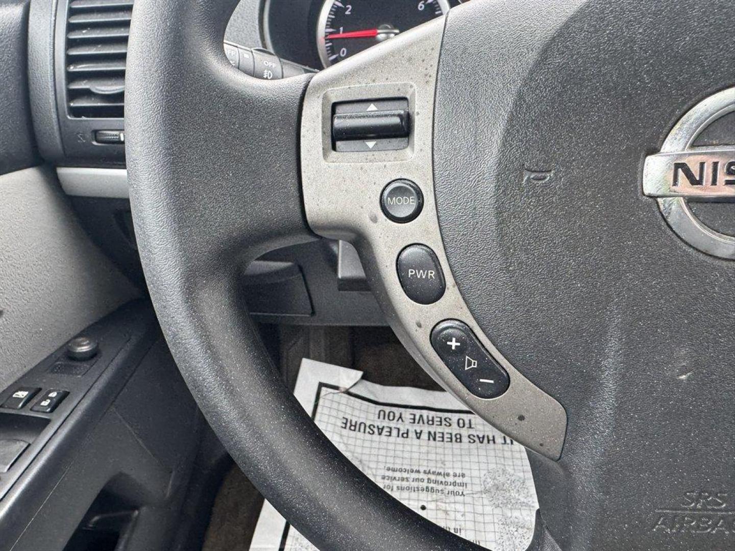 2010 White /Grey Nissan Sentra 2.0 SR (3N1AB6AP9AL) with an 2.0l I-4 Smpi Dohc Cvtcs engine, Automatic transmission, located at 745 East Steele Rd., West Columbia, SC, 29170, (803) 755-9148, 33.927212, -81.148483 - Special Internet Price! 2010 Nissan Sentra - Photo#8