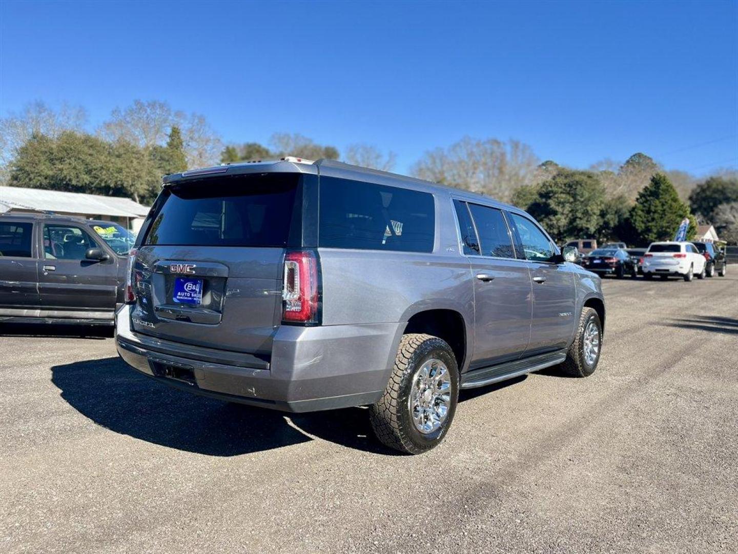 2020 GMC Yukon XL SLT photo 5