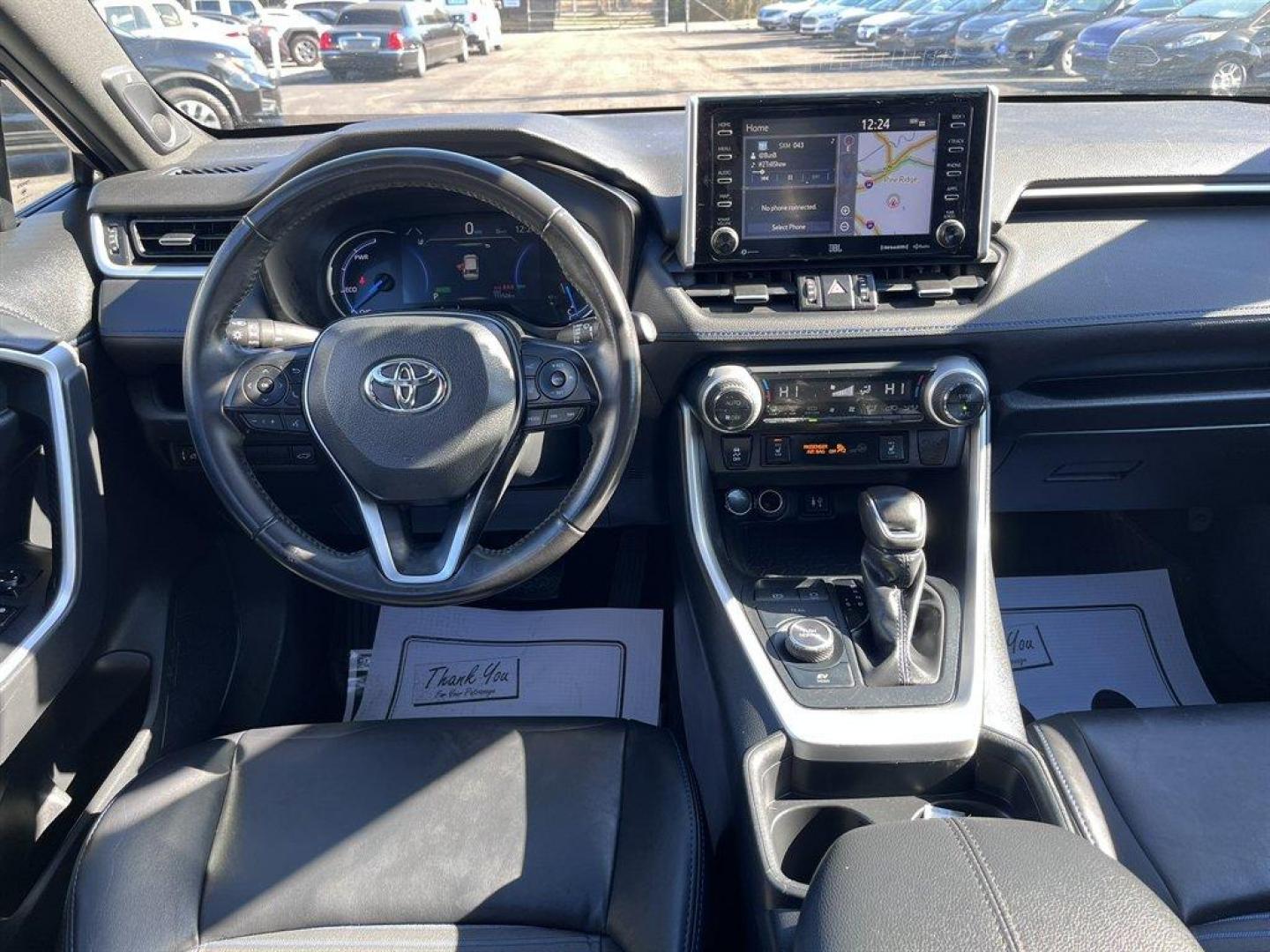 2019 Grey /Black Toyota RAV4 (2T3EWRFV7KW) with an 2.5l I-4 EFI Dohc Hybrid engine, Automatic transmission, located at 745 East Steele Rd., West Columbia, SC, 29170, (803) 755-9148, 33.927212, -81.148483 - Special Internet Price! 2019 Toyota RAV4 with AM/FM radio, Bluetooth, Backup camera, Navigation, Sunroof, Luggage rack, Push to start, Keyless entry, Leather interior, Heated front seats, Powered driver seat, Powered windows, Powered door locks, Plus more! - Photo#6