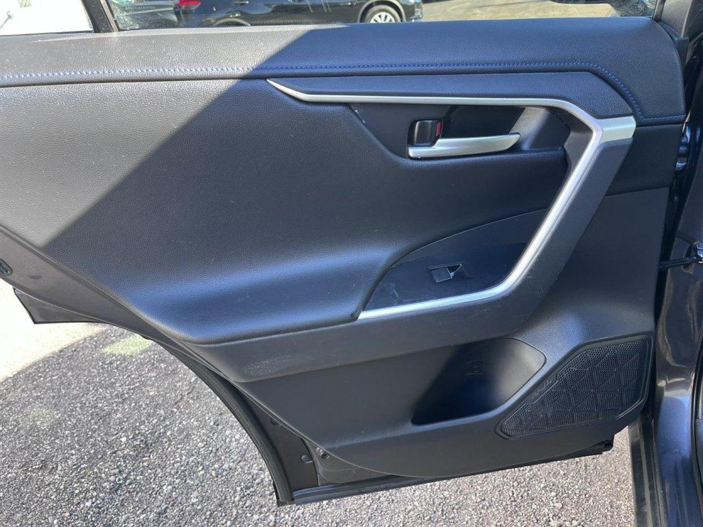 2019 Grey /Black Toyota RAV4 (2T3EWRFV7KW) with an 2.5l I-4 EFI Dohc Hybrid engine, Automatic transmission, located at 745 East Steele Rd., West Columbia, SC, 29170, (803) 755-9148, 33.927212, -81.148483 - Special Internet Price! 2019 Toyota RAV4 with AM/FM radio, Bluetooth, Backup camera, Navigation, Sunroof, Luggage rack, Push to start, Keyless entry, Leather interior, Heated front seats, Powered driver seat, Powered windows, Powered door locks, Plus more! - Photo#25