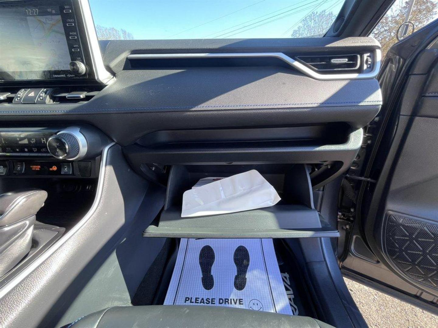 2019 Grey /Black Toyota RAV4 (2T3EWRFV7KW) with an 2.5l I-4 EFI Dohc Hybrid engine, Automatic transmission, located at 745 East Steele Rd., West Columbia, SC, 29170, (803) 755-9148, 33.927212, -81.148483 - Special Internet Price! 2019 Toyota RAV4 with AM/FM radio, Bluetooth, Backup camera, Navigation, Sunroof, Luggage rack, Push to start, Keyless entry, Leather interior, Heated front seats, Powered driver seat, Powered windows, Powered door locks, Plus more! - Photo#32