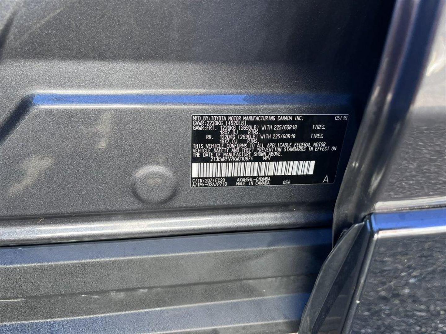 2019 Grey /Black Toyota RAV4 (2T3EWRFV7KW) with an 2.5l I-4 EFI Dohc Hybrid engine, Automatic transmission, located at 745 East Steele Rd., West Columbia, SC, 29170, (803) 755-9148, 33.927212, -81.148483 - Special Internet Price! 2019 Toyota RAV4 with AM/FM radio, Bluetooth, Backup camera, Navigation, Sunroof, Luggage rack, Push to start, Keyless entry, Leather interior, Heated front seats, Powered driver seat, Powered windows, Powered door locks, Plus more! - Photo#40