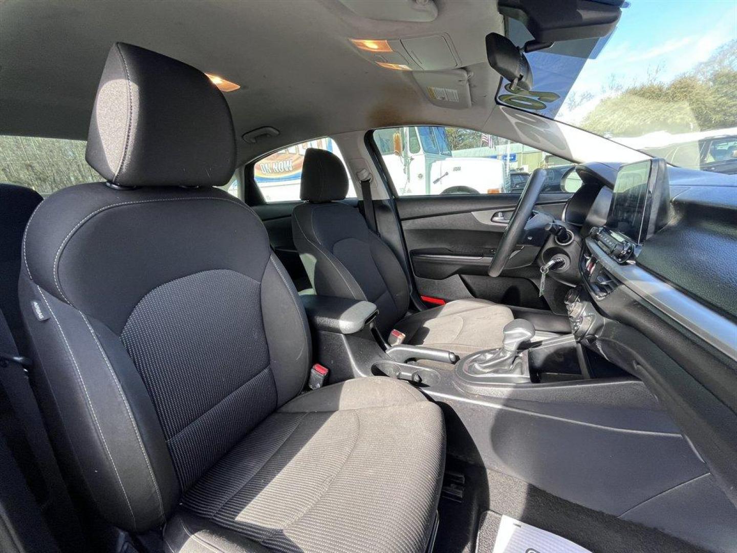 2020 Black /Black Kia Forte (3KPF24AD9LE) with an 2.0l I-4 MPI Dohc 2.0l engine, Automatic transmission, located at 745 East Steele Rd., West Columbia, SC, 29170, (803) 755-9148, 33.927212, -81.148483 - Special Internet Price! 2020 Kia Forte with AM/FM radio, Cruise control, Backup camera, Cloth interior, Powered windows, Powered door locks, Plus more! - Photo#25