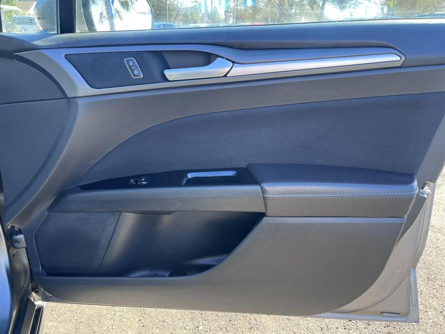 2014 Grey /Black Ford Fusion (3FA6P0H7XER) with an 2.5l I-4 Smpi Dohc 2.5l engine, Automatic transmission, located at 745 East Steele Rd., West Columbia, SC, 29170, (803) 755-9148, 33.927212, -81.148483 - Special Internet Price! 2014 Ford Fusion with AM/FM radio, Cruise control, Manual air conditioning, Cloth interior, Powered driver seat, Powered windows, Powered door locks, Plus more! - Photo#26