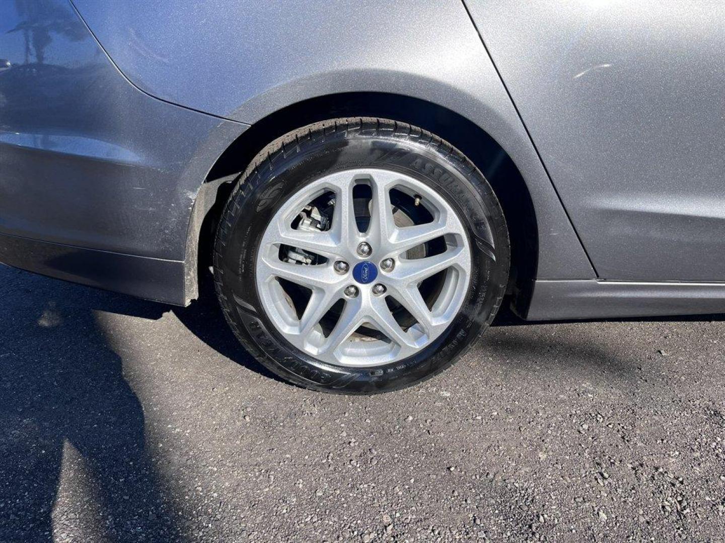 2014 Grey /Black Ford Fusion (3FA6P0H7XER) with an 2.5l I-4 Smpi Dohc 2.5l engine, Automatic transmission, located at 745 East Steele Rd., West Columbia, SC, 29170, (803) 755-9148, 33.927212, -81.148483 - Special Internet Price! 2014 Ford Fusion with AM/FM radio, Cruise control, Manual air conditioning, Cloth interior, Powered driver seat, Powered windows, Powered door locks, Plus more! - Photo#32