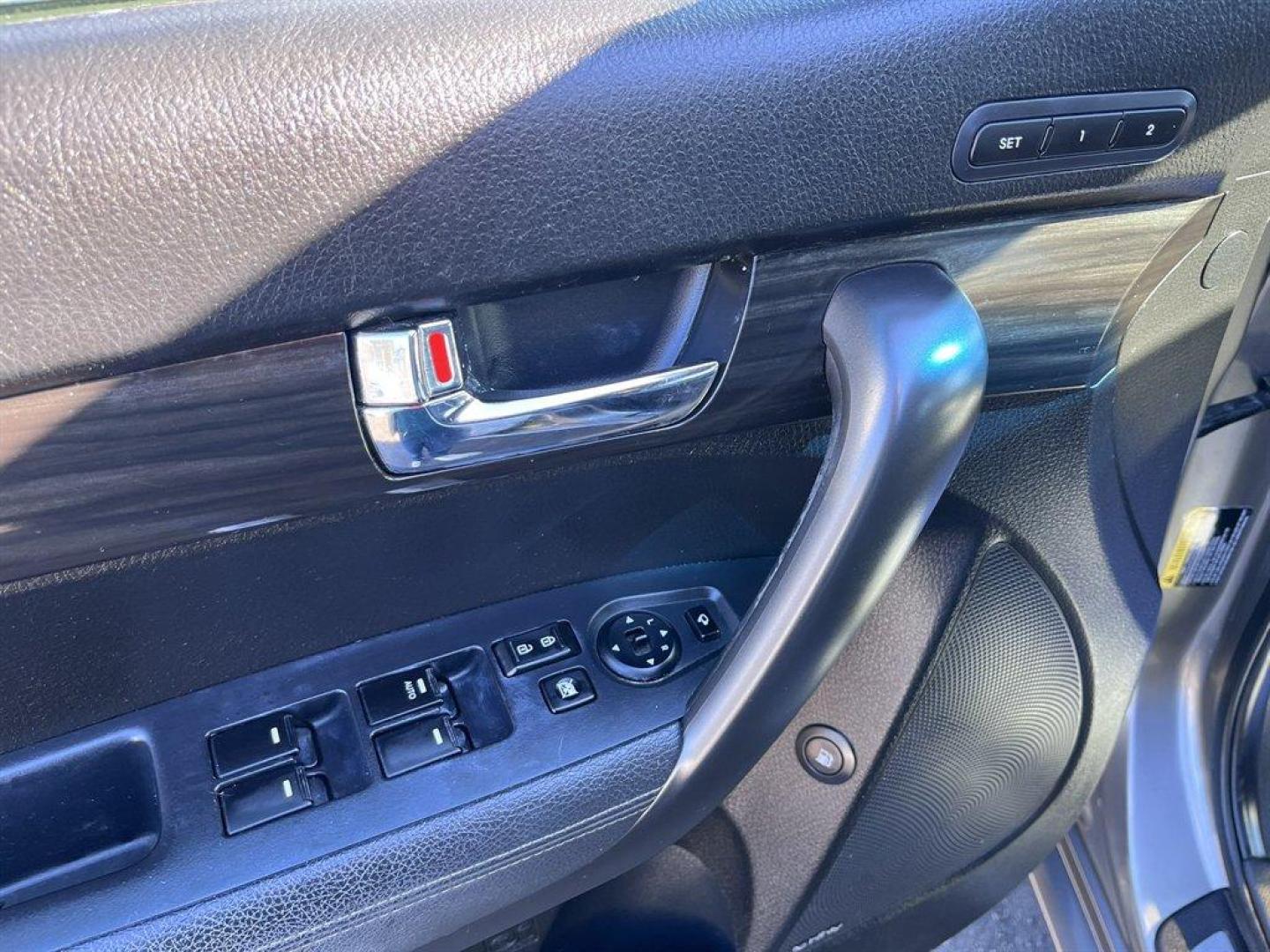 2012 Grey /Black Kia Sorento (5XYKW4A22CG) with an 3.5l V6 MPI Dohc Cvvt 3.5 engine, Automatic transmission, located at 745 East Steele Rd., West Columbia, SC, 29170, (803) 755-9148, 33.927212, -81.148483 - Special Internet Price! 2012 Kia Sorento with AM/FM radio, Cruise control, Backup camera, Navigation, Leather interior, 3rd row seating, Powered window, Powered door locks, Plus more! - Photo#21