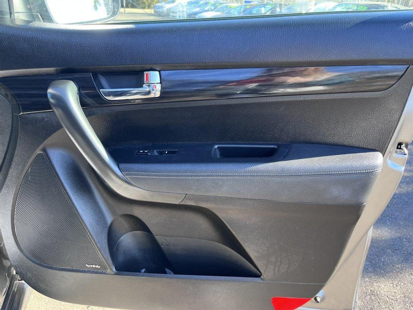 2012 Grey /Black Kia Sorento (5XYKW4A22CG) with an 3.5l V6 MPI Dohc Cvvt 3.5 engine, Automatic transmission, located at 745 East Steele Rd., West Columbia, SC, 29170, (803) 755-9148, 33.927212, -81.148483 - Special Internet Price! 2012 Kia Sorento with AM/FM radio, Cruise control, Backup camera, Navigation, Leather interior, 3rd row seating, Powered window, Powered door locks, Plus more! - Photo#29