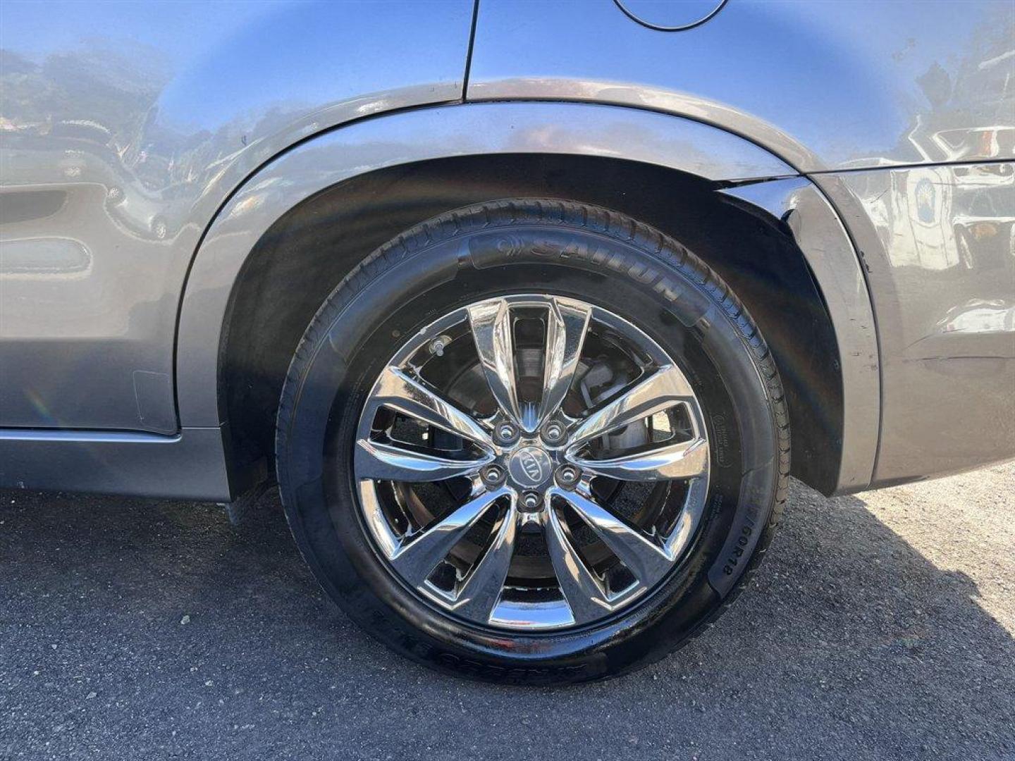 2012 Grey /Black Kia Sorento (5XYKW4A22CG) with an 3.5l V6 MPI Dohc Cvvt 3.5 engine, Automatic transmission, located at 745 East Steele Rd., West Columbia, SC, 29170, (803) 755-9148, 33.927212, -81.148483 - Special Internet Price! 2012 Kia Sorento with AM/FM radio, Cruise control, Backup camera, Navigation, Leather interior, 3rd row seating, Powered window, Powered door locks, Plus more! - Photo#38