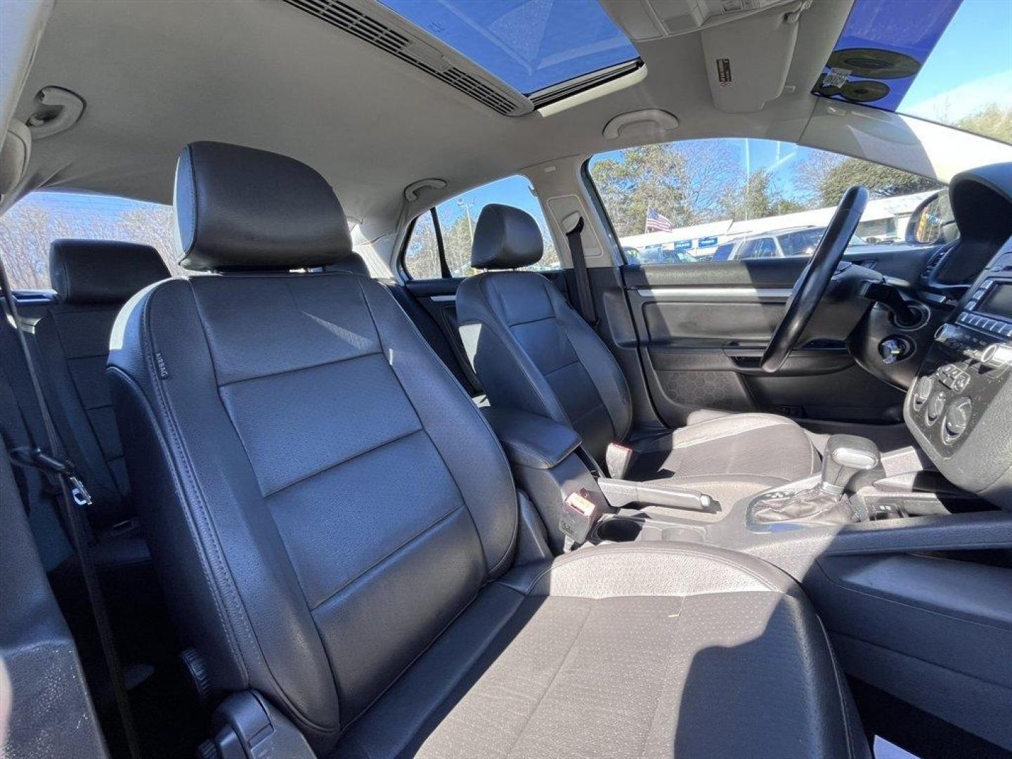 2008 Grey /Black Volkswagen Jetta (3VWRZ71K68M) with an 2.5l I-5 MPI 2.5l engine, Automatic transmission, located at 745 East Steele Rd., West Columbia, SC, 29170, (803) 755-9148, 33.927212, -81.148483 - Special Internet Price! 2008 Volkswagen Jetta with AM/FM radio, Cruise control, Manual air conditioning, Sunroof, Leather interior, Powered windows, Powered door locks, Plus more! - Photo#25