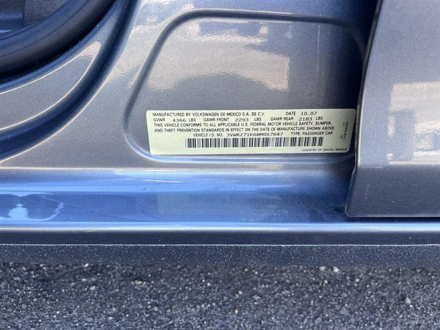 2008 Grey /Black Volkswagen Jetta (3VWRZ71K68M) with an 2.5l I-5 MPI 2.5l engine, Automatic transmission, located at 745 East Steele Rd., West Columbia, SC, 29170, (803) 755-9148, 33.927212, -81.148483 - Special Internet Price! 2008 Volkswagen Jetta with AM/FM radio, Cruise control, Manual air conditioning, Sunroof, Leather interior, Powered windows, Powered door locks, Plus more! - Photo#32