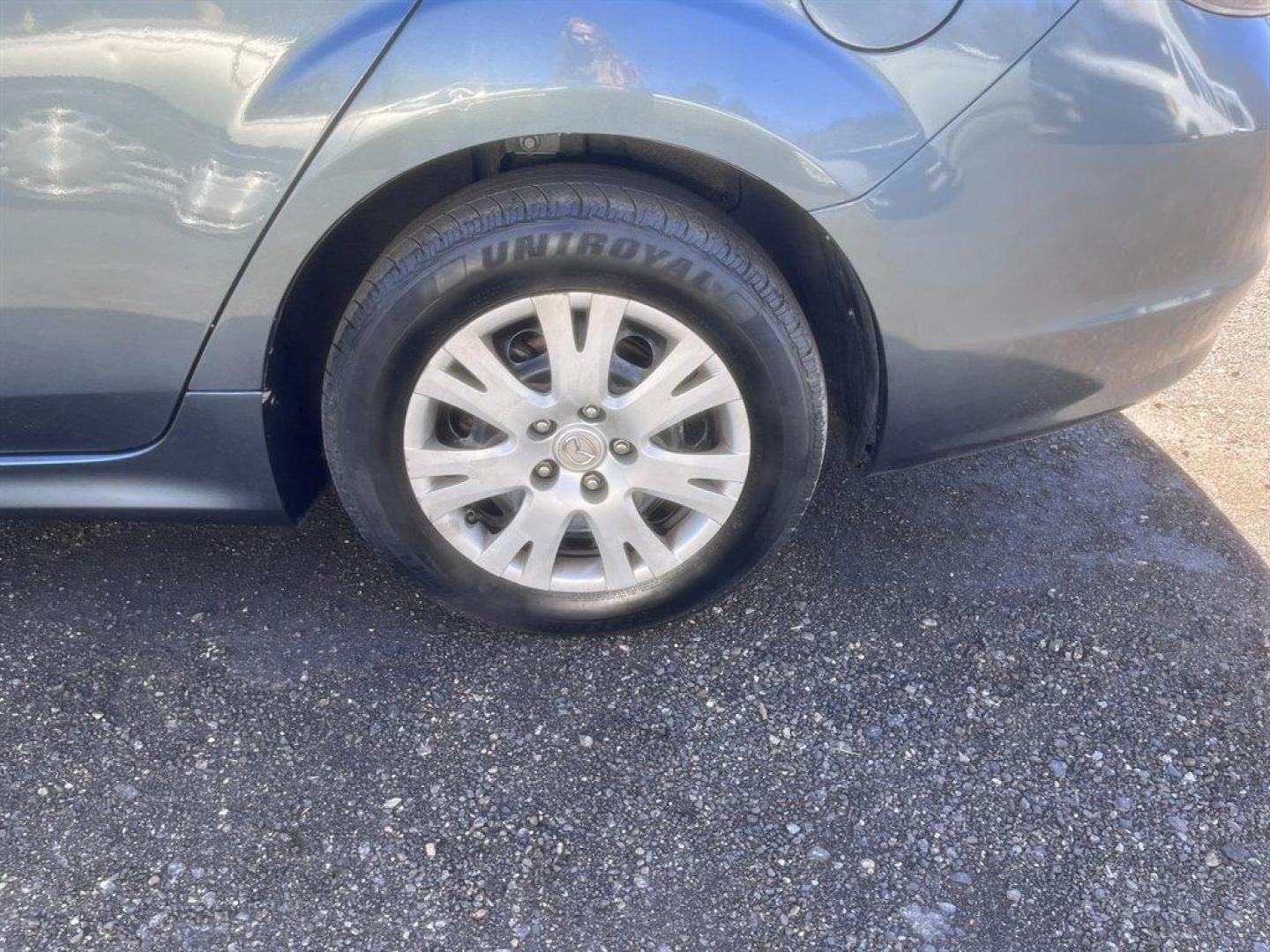 2013 Grey /Grey Mazda Mazda6 (1YVHZ8BH7D5) with an 2.5l I-4 MPI Dohc VVT 2.5 engine, Manual transmission, located at 745 East Steele Rd., West Columbia, SC, 29170, (803) 755-9148, 33.927212, -81.148483 - Special Internet Price! 2013 Mazda Mazda6 with AM/FM radio, Manual air conditioning, Cloth interior, Manaul Transmission, Powered windows, Powered door locks, Plus more! - Photo#28