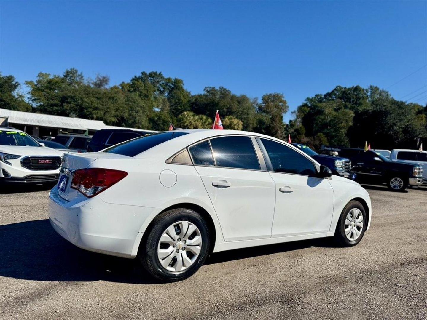 2014 White /Black Chevrolet Cruze (1G1PA5SH9E7) with an 1.8l I-4 MFI Dohc Flex 1. engine, Automatic transmission, located at 745 East Steele Rd., West Columbia, SC, 29170, (803) 755-9148, 33.927212, -81.148483 - Special Internet Price! 2014 Chevrolet Cruze - Photo#3
