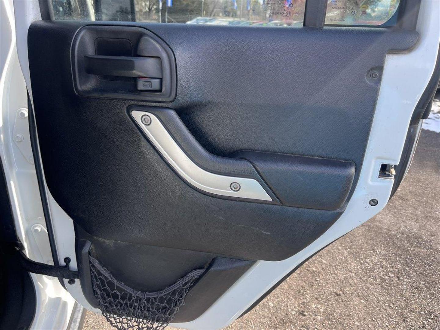 2016 White /Black Jeep Wrangler (1C4HJWFGXGL) with an 3.6l V6 MPI Dohc 3.6l engine, Automatic transmission, located at 745 East Steele Rd., West Columbia, SC, 29170, (803) 755-9148, 33.927212, -81.148483 - Special Internet Price! 2016 Jeep Wrangler with AM/FM radio, Cruise control, Cloth interior, Powered windows, Removable soft top, 4X4, Manual air conditioning, Powered door locks, Plus more! - Photo#24