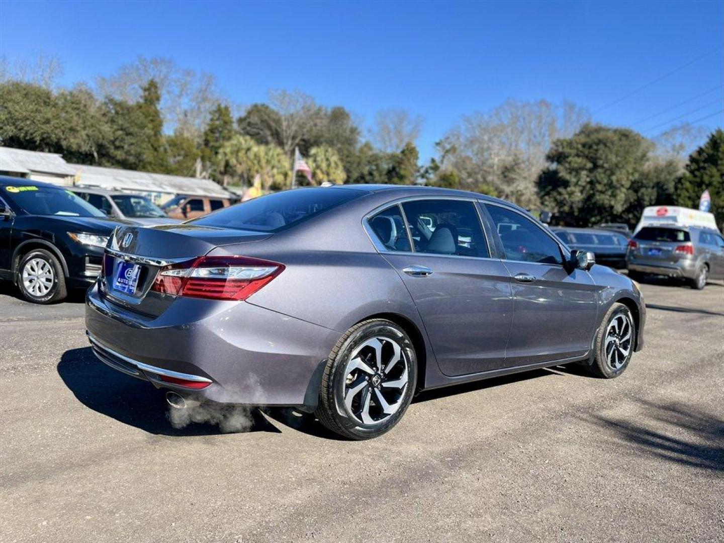 2017 Grey /Black Honda Accord (1HGCR2F86HA) with an 2.4l I-4 DI Dohc 2.4l engine, Automatic transmission, located at 745 East Steele Rd., West Columbia, SC, 29170, (803) 755-9148, 33.927212, -81.148483 - Special Internet Price! 2017 Honda Accord with AM/FM radio, Bluetooth, Backup camera, Sunroof, Leather interior, Powered driver seat, Powered windows, Powered door lock, Plus more! - Photo#3