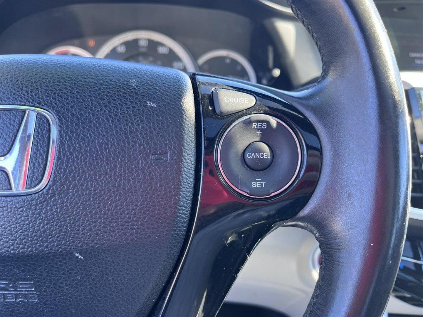 2017 Grey /Black Honda Accord (1HGCR2F86HA) with an 2.4l I-4 DI Dohc 2.4l engine, Automatic transmission, located at 745 East Steele Rd., West Columbia, SC, 29170, (803) 755-9148, 33.927212, -81.148483 - Special Internet Price! 2017 Honda Accord with AM/FM radio, Bluetooth, Backup camera, Sunroof, Leather interior, Powered driver seat, Powered windows, Powered door lock, Plus more! - Photo#9