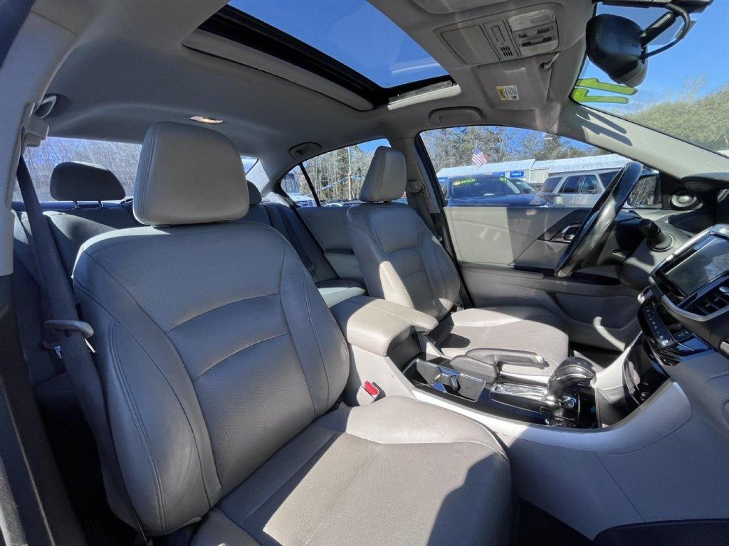 2017 Grey /Black Honda Accord (1HGCR2F86HA) with an 2.4l I-4 DI Dohc 2.4l engine, Automatic transmission, located at 745 East Steele Rd., West Columbia, SC, 29170, (803) 755-9148, 33.927212, -81.148483 - Special Internet Price! 2017 Honda Accord with AM/FM radio, Bluetooth, Backup camera, Sunroof, Leather interior, Powered driver seat, Powered windows, Powered door lock, Plus more! - Photo#29