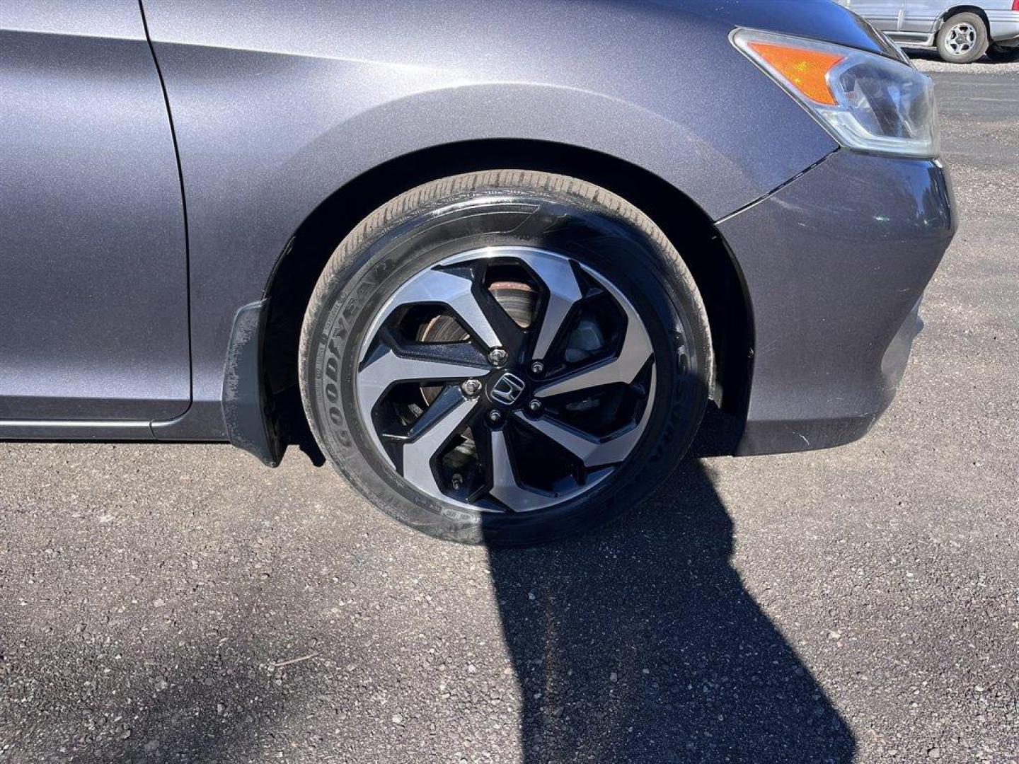 2017 Grey /Black Honda Accord (1HGCR2F86HA) with an 2.4l I-4 DI Dohc 2.4l engine, Automatic transmission, located at 745 East Steele Rd., West Columbia, SC, 29170, (803) 755-9148, 33.927212, -81.148483 - Special Internet Price! 2017 Honda Accord with AM/FM radio, Bluetooth, Backup camera, Sunroof, Leather interior, Powered driver seat, Powered windows, Powered door lock, Plus more! - Photo#34