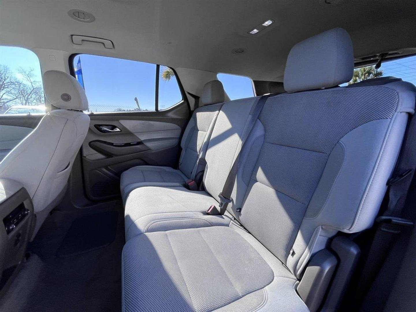 2019 Silver /Grey Chevrolet Traverse (1GNEVGKW6KJ) with an 3.6l V6 DI Dohc 3.6l engine, Automatic transmission, located at 745 East Steele Rd., West Columbia, SC, 29170, (803) 755-9148, 33.927212, -81.148483 - Special Internet Price! 2019 Chevrolet Traverse LT with AM/FM radio, Bluetooth, Backup camera, Cruise control, Manual air conditioning, Keyless entry, Push to start, Cloth interior, Powere driver seat, Powered liftgate, Powered windows, Powered door locks, Plus more! - Photo#25