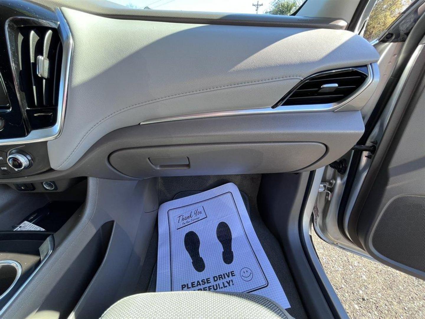 2019 Silver /Grey Chevrolet Traverse (1GNEVGKW6KJ) with an 3.6l V6 DI Dohc 3.6l engine, Automatic transmission, located at 745 East Steele Rd., West Columbia, SC, 29170, (803) 755-9148, 33.927212, -81.148483 - Special Internet Price! 2019 Chevrolet Traverse LT with AM/FM radio, Bluetooth, Backup camera, Cruise control, Manual air conditioning, Keyless entry, Push to start, Cloth interior, Powere driver seat, Powered liftgate, Powered windows, Powered door locks, Plus more! - Photo#31