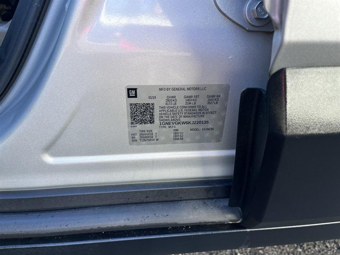 2019 Silver /Grey Chevrolet Traverse (1GNEVGKW6KJ) with an 3.6l V6 DI Dohc 3.6l engine, Automatic transmission, located at 745 East Steele Rd., West Columbia, SC, 29170, (803) 755-9148, 33.927212, -81.148483 - Special Internet Price! 2019 Chevrolet Traverse LT with AM/FM radio, Bluetooth, Backup camera, Cruise control, Manual air conditioning, Keyless entry, Push to start, Cloth interior, Powere driver seat, Powered liftgate, Powered windows, Powered door locks, Plus more! - Photo#40