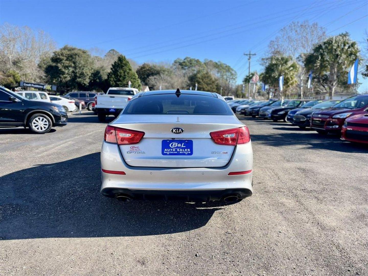 2015 Gold /Black Kia Optima (5XXGR4A6XFG) with an 2.0l I-4 DI Dohc T/C 2.0l engine, Automatic transmission, located at 745 East Steele Rd., West Columbia, SC, 29170, (803) 755-9148, 33.927212, -81.148483 - Special Internet Price! 2015 Kia Optima with AM/FM radio, Bluetooth, Backup camera, Navigation, Dual sunroof, Keyless entry, Push to start, Leather interior, Heated seats, Powered front seats, Powered windows, Powered door locks, Plus more! - Photo#2