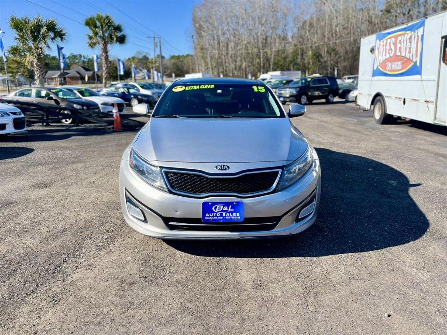 2015 Gold /Black Kia Optima (5XXGR4A6XFG) with an 2.0l I-4 DI Dohc T/C 2.0l engine, Automatic transmission, located at 745 East Steele Rd., West Columbia, SC, 29170, (803) 755-9148, 33.927212, -81.148483 - Special Internet Price! 2015 Kia Optima with AM/FM radio, Bluetooth, Backup camera, Navigation, Dual sunroof, Keyless entry, Push to start, Leather interior, Heated seats, Powered front seats, Powered windows, Powered door locks, Plus more! - Photo#5