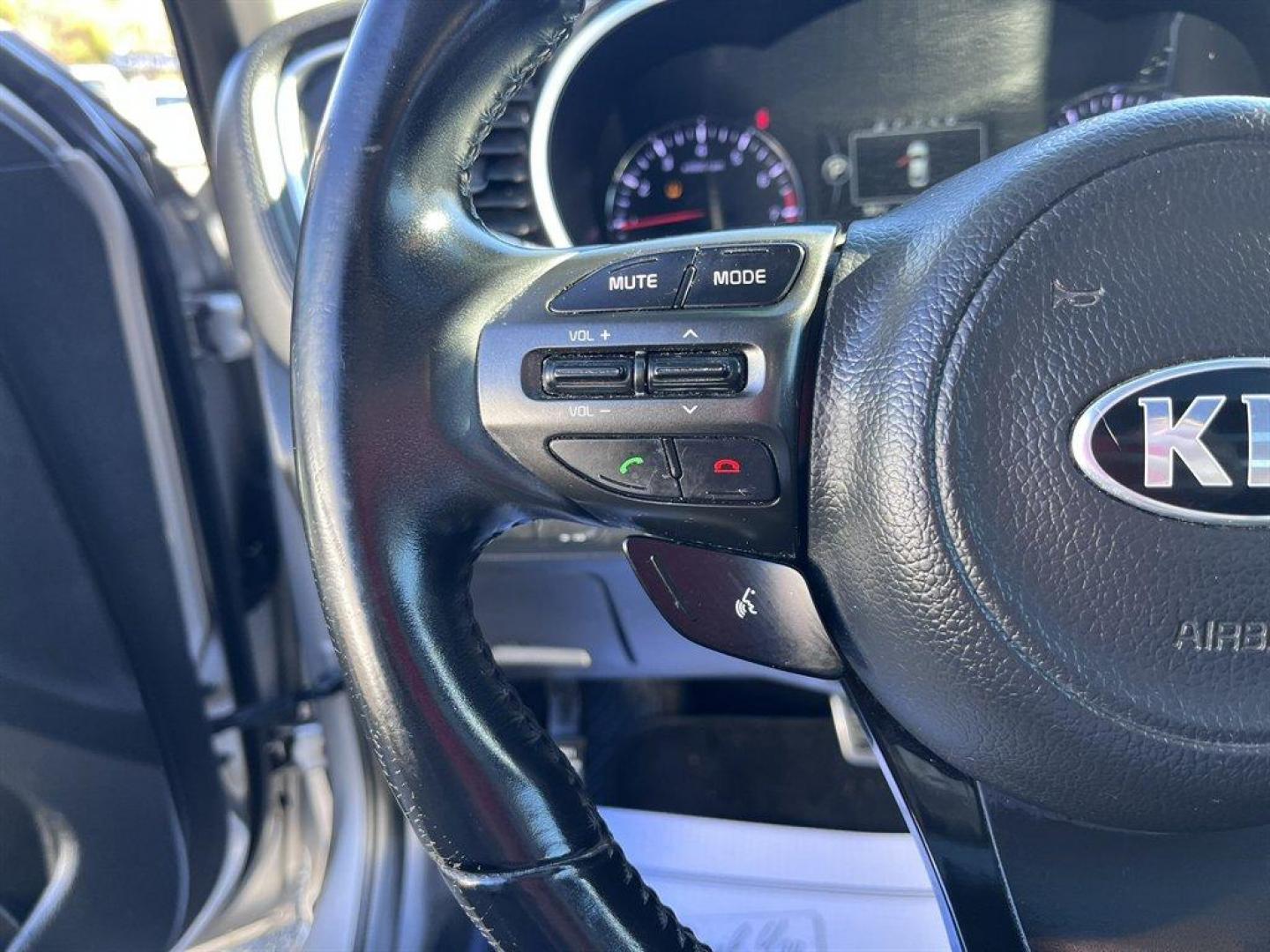 2015 Gold /Black Kia Optima (5XXGR4A6XFG) with an 2.0l I-4 DI Dohc T/C 2.0l engine, Automatic transmission, located at 745 East Steele Rd., West Columbia, SC, 29170, (803) 755-9148, 33.927212, -81.148483 - Special Internet Price! 2015 Kia Optima with AM/FM radio, Bluetooth, Backup camera, Navigation, Dual sunroof, Keyless entry, Push to start, Leather interior, Heated seats, Powered front seats, Powered windows, Powered door locks, Plus more! - Photo#8