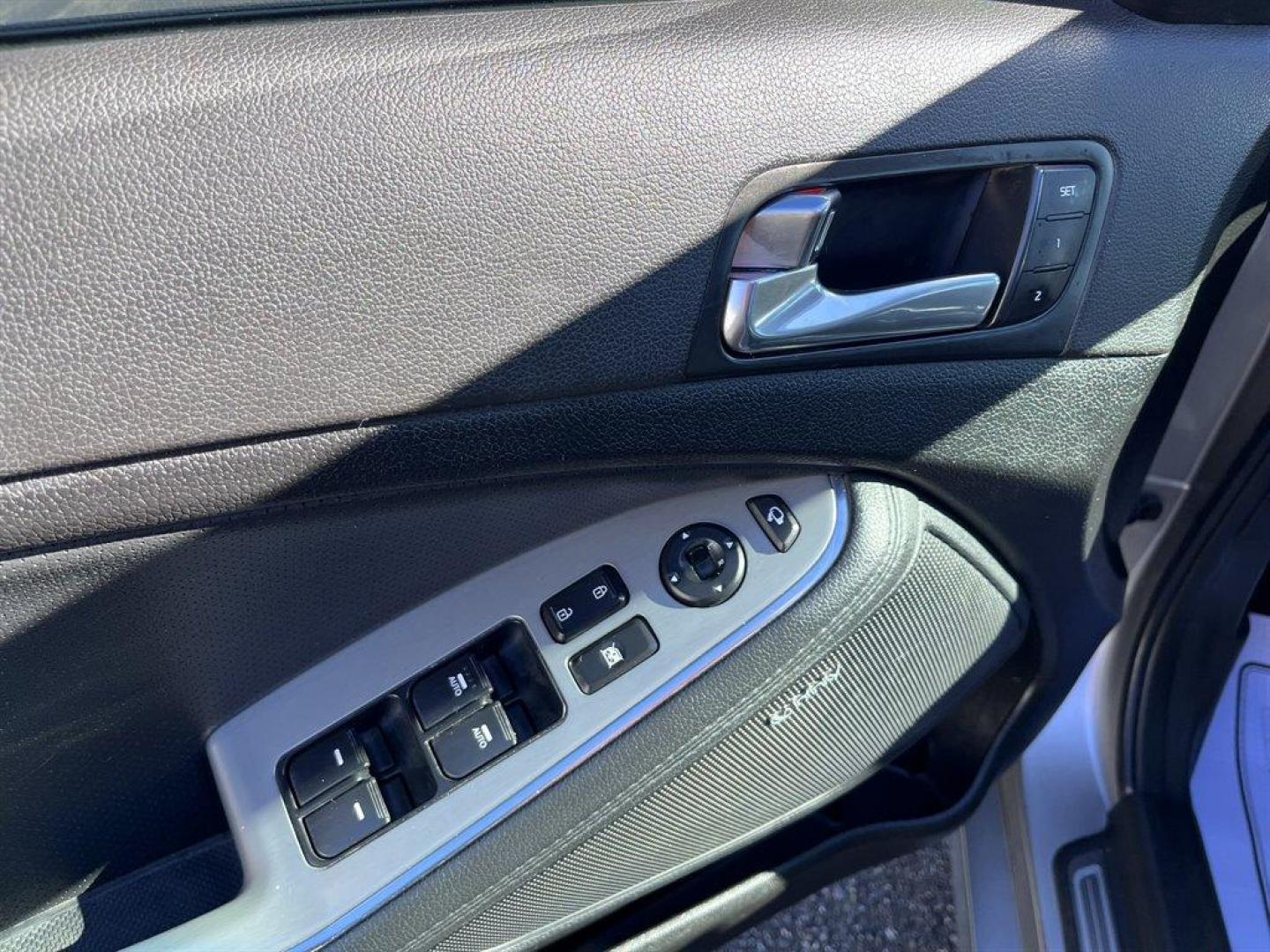 2015 Gold /Black Kia Optima (5XXGR4A6XFG) with an 2.0l I-4 DI Dohc T/C 2.0l engine, Automatic transmission, located at 745 East Steele Rd., West Columbia, SC, 29170, (803) 755-9148, 33.927212, -81.148483 - Special Internet Price! 2015 Kia Optima with AM/FM radio, Bluetooth, Backup camera, Navigation, Dual sunroof, Keyless entry, Push to start, Leather interior, Heated seats, Powered front seats, Powered windows, Powered door locks, Plus more! - Photo#23