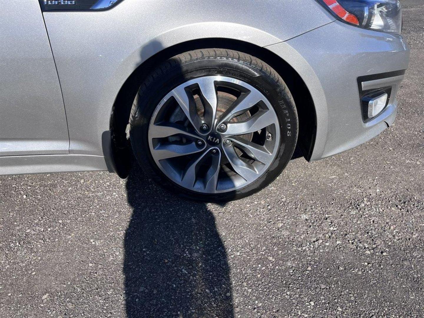 2015 Gold /Black Kia Optima (5XXGR4A6XFG) with an 2.0l I-4 DI Dohc T/C 2.0l engine, Automatic transmission, located at 745 East Steele Rd., West Columbia, SC, 29170, (803) 755-9148, 33.927212, -81.148483 - Special Internet Price! 2015 Kia Optima with AM/FM radio, Bluetooth, Backup camera, Navigation, Dual sunroof, Keyless entry, Push to start, Leather interior, Heated seats, Powered front seats, Powered windows, Powered door locks, Plus more! - Photo#39