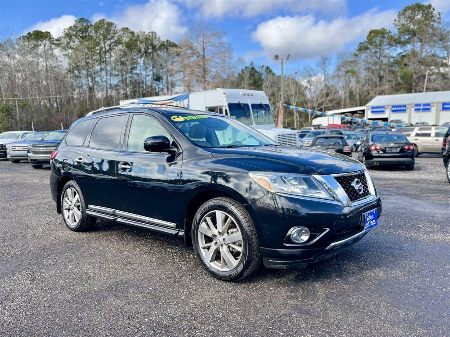 2015 Black /Taupe Nissan Pathfinder (5N1AR2MN9FC) with an 3.5l V6 Smpi Dohc Cvtcs 3 engine, Automatic transmission, located at 745 East Steele Rd., West Columbia, SC, 29170, (803) 755-9148, 33.927212, -81.148483 - Special Internet Price! 2015 Nissan Pathfinder with AM/FM radio, Bluetooth, Navigation, Cruise control, Keyless entry, Push to start, Dual sunroof, Leather interior, 3rd row seating, Heated seats, Powered liftgate, Powered door locks, Powered windows, Plus more! - Photo#4