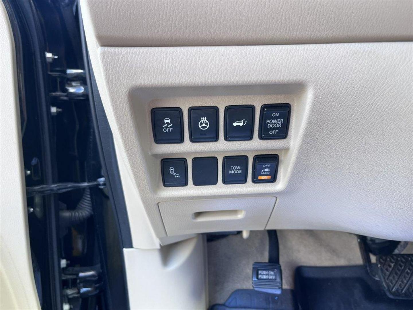 2015 Black /Taupe Nissan Pathfinder (5N1AR2MN9FC) with an 3.5l V6 Smpi Dohc Cvtcs 3 engine, Automatic transmission, located at 745 East Steele Rd., West Columbia, SC, 29170, (803) 755-9148, 33.927212, -81.148483 - Special Internet Price! 2015 Nissan Pathfinder with AM/FM radio, Bluetooth, Navigation, Cruise control, Keyless entry, Push to start, Dual sunroof, Leather interior, 3rd row seating, Heated seats, Powered liftgate, Powered door locks, Powered windows, Plus more! - Photo#20