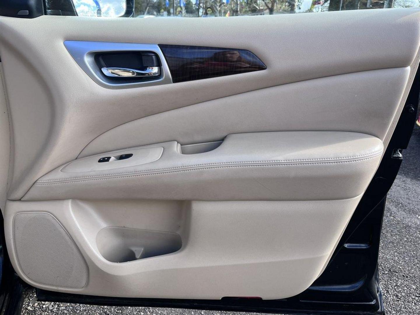 2015 Black /Taupe Nissan Pathfinder (5N1AR2MN9FC) with an 3.5l V6 Smpi Dohc Cvtcs 3 engine, Automatic transmission, located at 745 East Steele Rd., West Columbia, SC, 29170, (803) 755-9148, 33.927212, -81.148483 - Special Internet Price! 2015 Nissan Pathfinder with AM/FM radio, Bluetooth, Navigation, Cruise control, Keyless entry, Push to start, Dual sunroof, Leather interior, 3rd row seating, Heated seats, Powered liftgate, Powered door locks, Powered windows, Plus more! - Photo#31