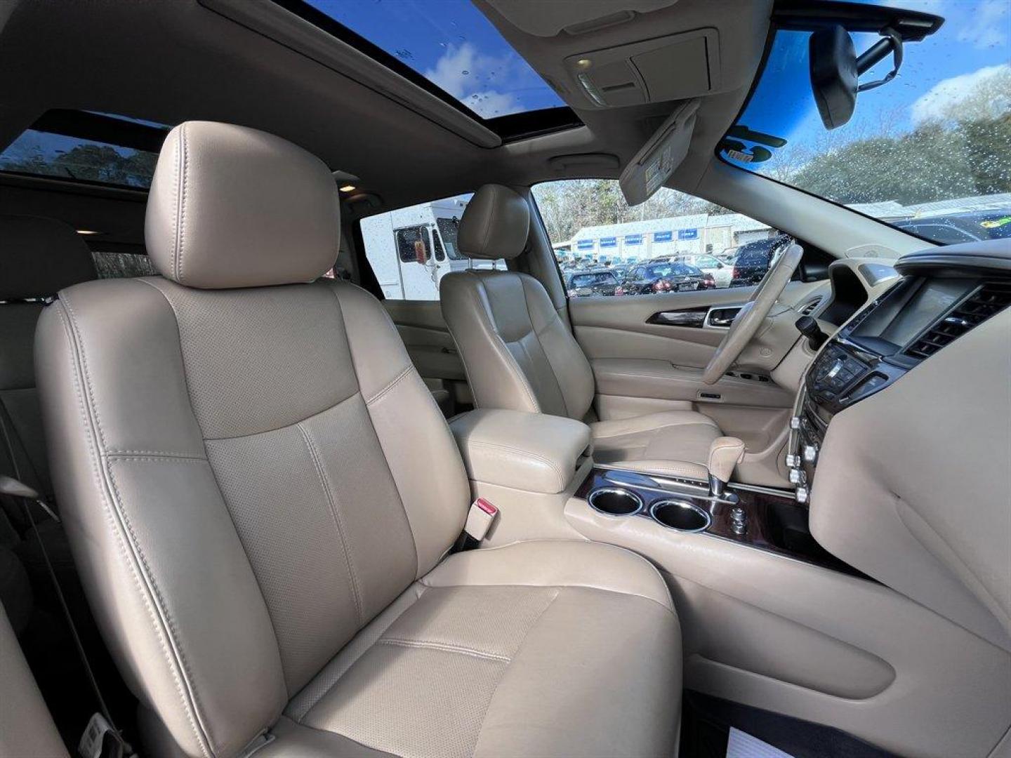 2015 Black /Taupe Nissan Pathfinder (5N1AR2MN9FC) with an 3.5l V6 Smpi Dohc Cvtcs 3 engine, Automatic transmission, located at 745 East Steele Rd., West Columbia, SC, 29170, (803) 755-9148, 33.927212, -81.148483 - Special Internet Price! 2015 Nissan Pathfinder with AM/FM radio, Bluetooth, Navigation, Cruise control, Keyless entry, Push to start, Dual sunroof, Leather interior, 3rd row seating, Heated seats, Powered liftgate, Powered door locks, Powered windows, Plus more! - Photo#32