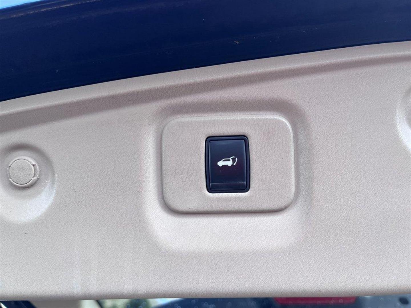 2015 Black /Taupe Nissan Pathfinder (5N1AR2MN9FC) with an 3.5l V6 Smpi Dohc Cvtcs 3 engine, Automatic transmission, located at 745 East Steele Rd., West Columbia, SC, 29170, (803) 755-9148, 33.927212, -81.148483 - Special Internet Price! 2015 Nissan Pathfinder with AM/FM radio, Bluetooth, Navigation, Cruise control, Keyless entry, Push to start, Dual sunroof, Leather interior, 3rd row seating, Heated seats, Powered liftgate, Powered door locks, Powered windows, Plus more! - Photo#36