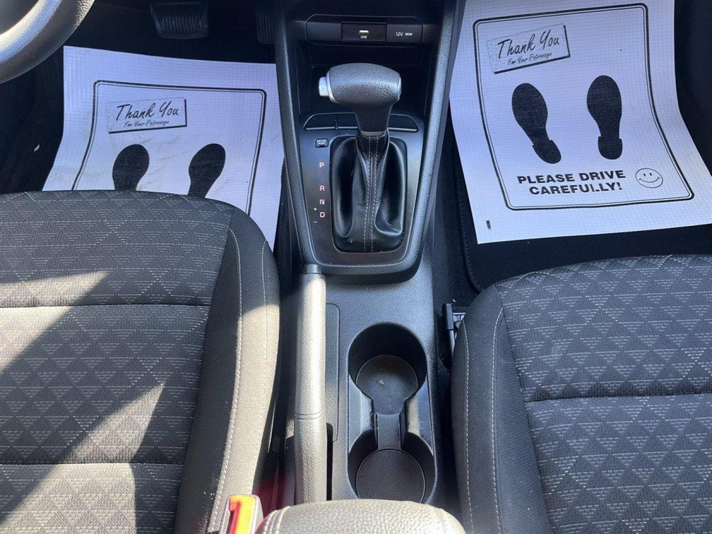 2021 Silver /Black Kia Rio (3KPA24AD5ME) with an 1.6l I-4 DI Dohc Cvvt 1.6 engine, Automatic transmission, located at 745 East Steele Rd., West Columbia, SC, 29170, (803) 755-9148, 33.927212, -81.148483 - Special Internet Price! 2021 Kia Rio S with AM/FM radio, Bluetooth, Backup camera, Cruise control, Manual air conditioning, Cloth interior, Keyless entry, Powered windows, Powered door locks, Plus more! - Photo#15