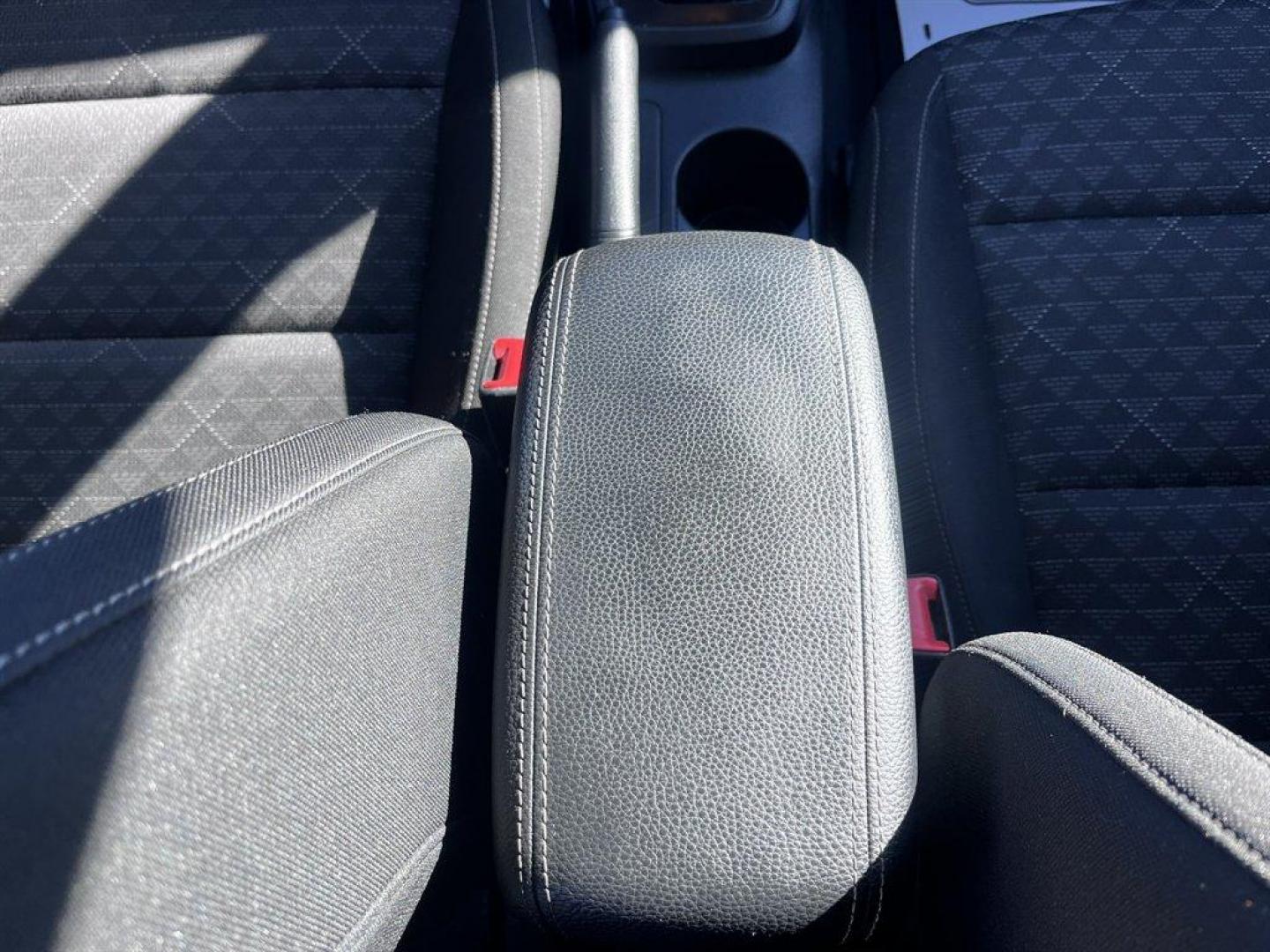 2021 Silver /Black Kia Rio (3KPA24AD5ME) with an 1.6l I-4 DI Dohc Cvvt 1.6 engine, Automatic transmission, located at 745 East Steele Rd., West Columbia, SC, 29170, (803) 755-9148, 33.927212, -81.148483 - Special Internet Price! 2021 Kia Rio S with AM/FM radio, Bluetooth, Backup camera, Cruise control, Manual air conditioning, Cloth interior, Keyless entry, Powered windows, Powered door locks, Plus more! - Photo#16