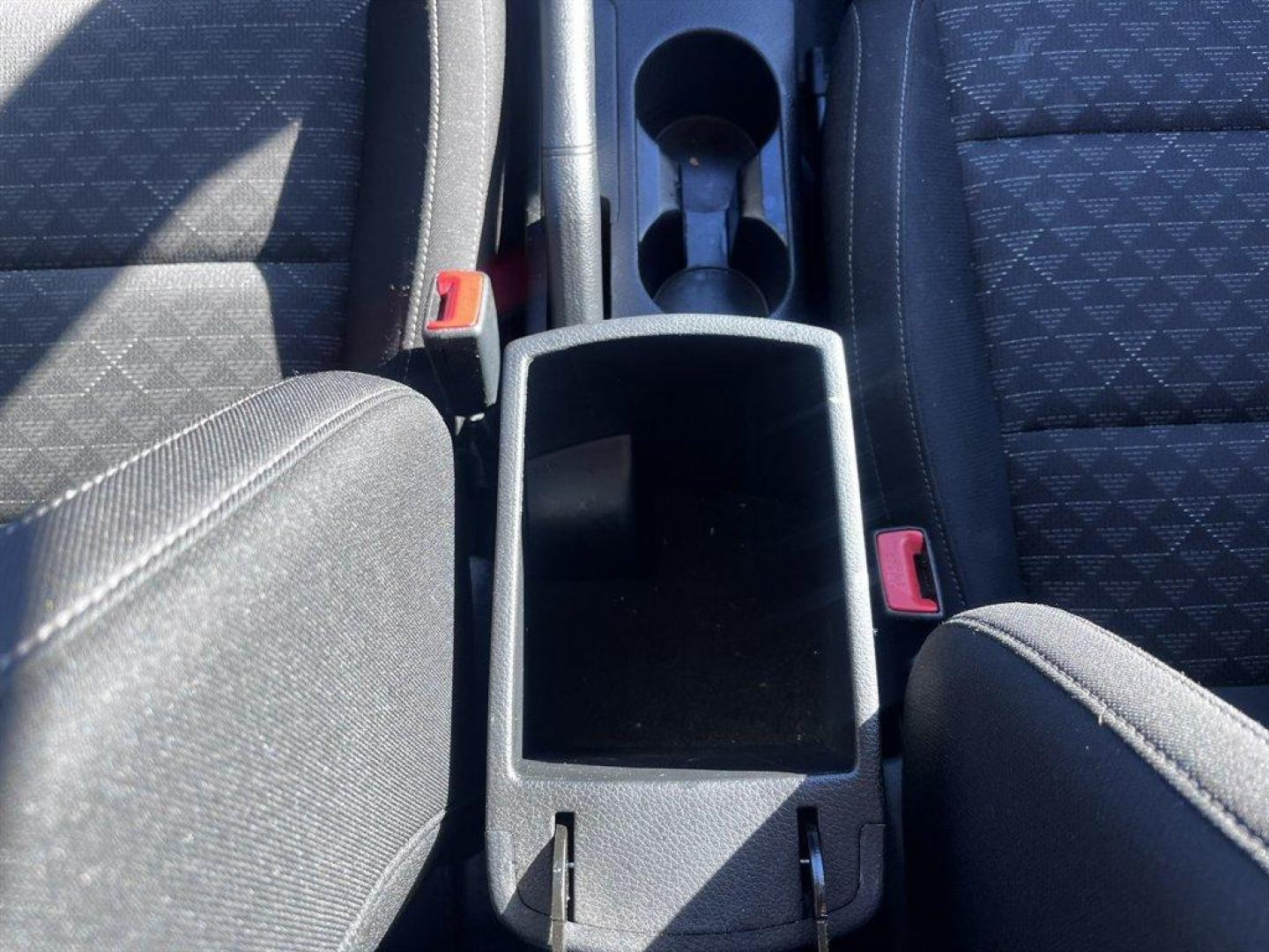 2021 Silver /Black Kia Rio (3KPA24AD5ME) with an 1.6l I-4 DI Dohc Cvvt 1.6 engine, Automatic transmission, located at 745 East Steele Rd., West Columbia, SC, 29170, (803) 755-9148, 33.927212, -81.148483 - Special Internet Price! 2021 Kia Rio S with AM/FM radio, Bluetooth, Backup camera, Cruise control, Manual air conditioning, Cloth interior, Keyless entry, Powered windows, Powered door locks, Plus more! - Photo#17