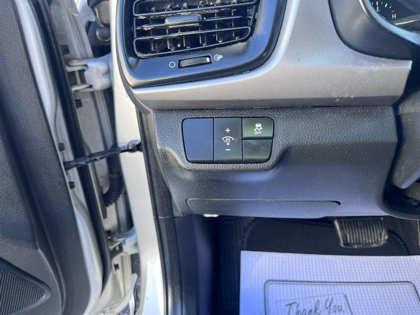 2021 Silver /Black Kia Rio (3KPA24AD5ME) with an 1.6l I-4 DI Dohc Cvvt 1.6 engine, Automatic transmission, located at 745 East Steele Rd., West Columbia, SC, 29170, (803) 755-9148, 33.927212, -81.148483 - Special Internet Price! 2021 Kia Rio S with AM/FM radio, Bluetooth, Backup camera, Cruise control, Manual air conditioning, Cloth interior, Keyless entry, Powered windows, Powered door locks, Plus more! - Photo#18