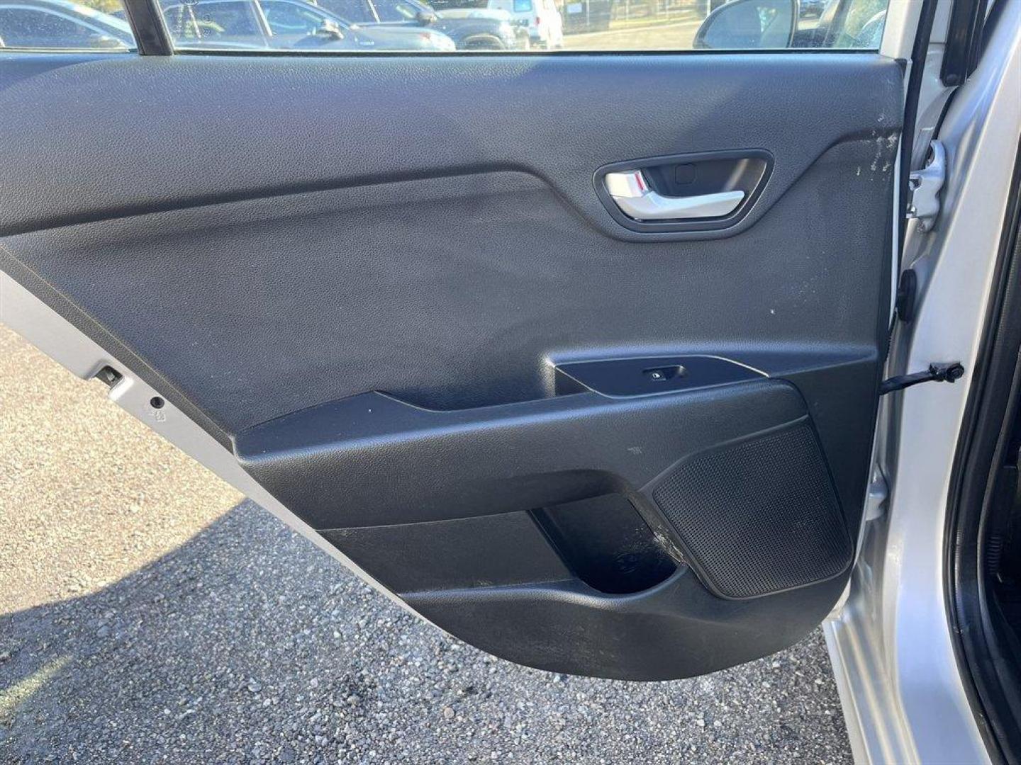 2021 Silver /Black Kia Rio (3KPA24AD5ME) with an 1.6l I-4 DI Dohc Cvvt 1.6 engine, Automatic transmission, located at 745 East Steele Rd., West Columbia, SC, 29170, (803) 755-9148, 33.927212, -81.148483 - Special Internet Price! 2021 Kia Rio S with AM/FM radio, Bluetooth, Backup camera, Cruise control, Manual air conditioning, Cloth interior, Keyless entry, Powered windows, Powered door locks, Plus more! - Photo#22